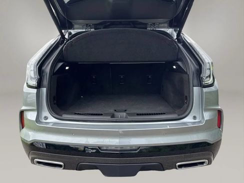 Used 2024 Cadillac XT4 Sport image 41