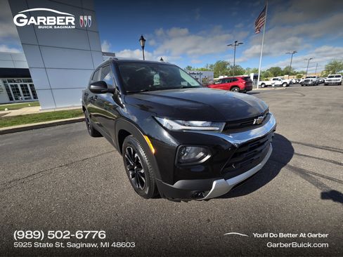 Used 2021 Chevrolet TrailBlazer LT w/ Sun and Liftgate Package FWD image 1