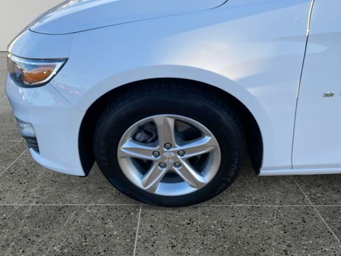 Used 2024 Chevrolet Malibu LS FWD image 14