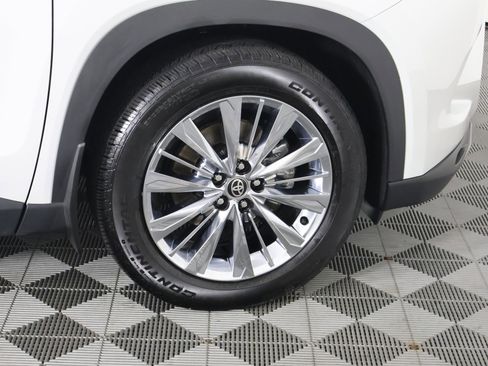 Used 2025 Toyota Grand Highlander Platinum image 57