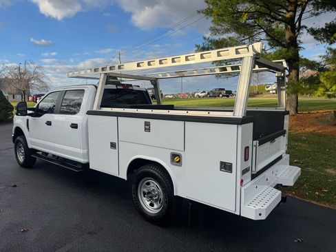 Used 2022 Ford F350 XL w/ Power Equipment Group image 4