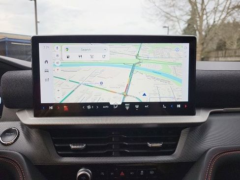 Certified 2025 Ford Explorer ST-Line image 18