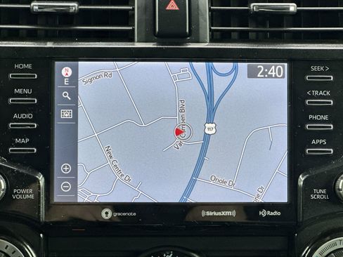 Used 2023 Toyota 4Runner TRD Off-Road Premium w/ Moonroof Package AWD/4WD image 28
