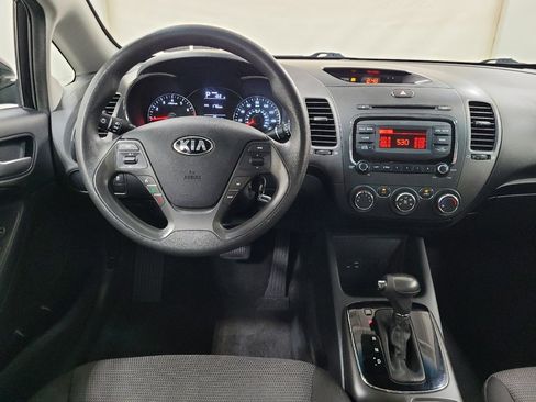 Used 2017 Kia Forte LX FWD image 22