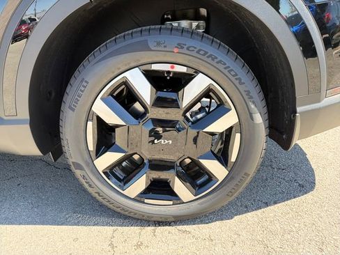 New 2027 Kia Telluride S w/ Towing Package image 27