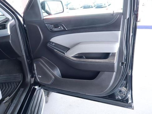 Used 2016 Chevrolet Tahoe LT w/ Luxury Package RWD image 42