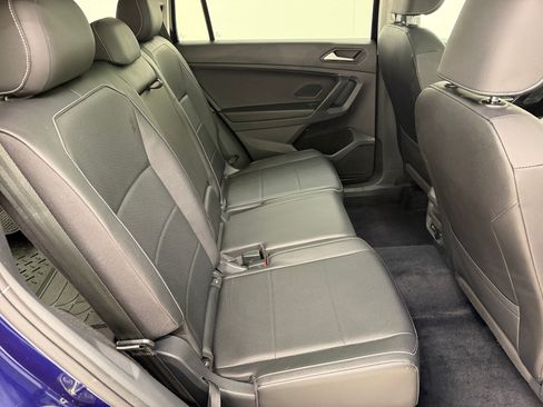 Used 2021 Volkswagen Tiguan SEL AWD/4WD image 29