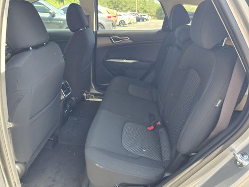 New 2026 Kia Sportage LX FWD image 4