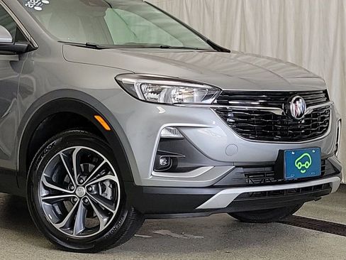 Certified 2023 Buick Encore GX Select w/ Safety Package II image 2
