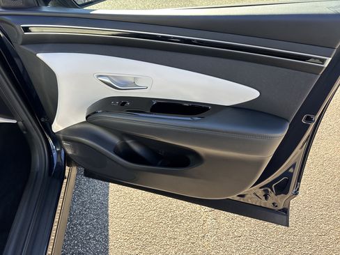 Used 2022 Hyundai Tucson Limited image 14