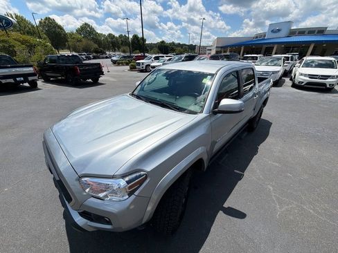 Used 2023 Toyota Tacoma SR5 w/ Technology Package AWD/4WD image 44
