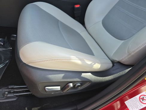 Used 2019 Toyota RAV4 Limited w/ Cold Weather Package image 34