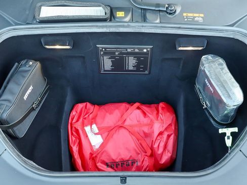 Certified 2021 Ferrari F8 Tributo image 11