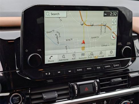 Used 2024 Nissan Pathfinder Platinum w/ Cargo Package image 17