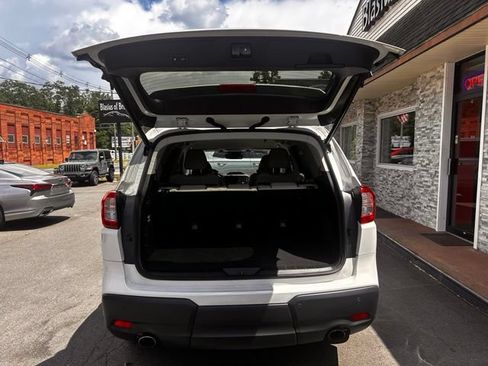 Used 2024 Subaru Ascent Limited AWD/4WD image 19