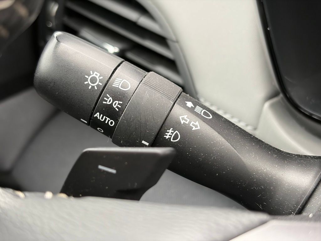 Used 2024 Subaru Outback Premium AWD/4WD image 28