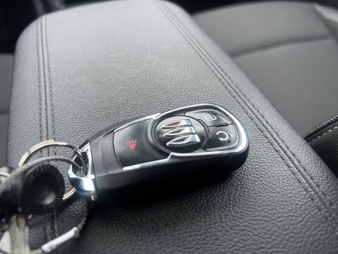 Used 2025 Buick Encore GX Preferred image 22