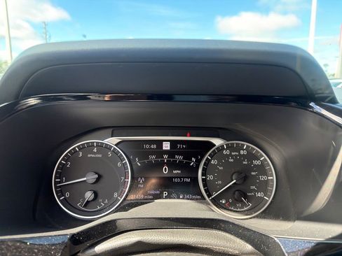 Certified 2024 Nissan Pathfinder SL w/ SL Premium Package image 32