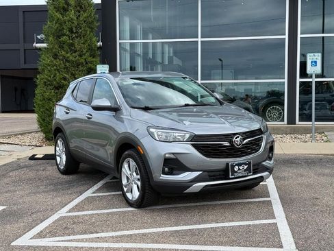 Used 2023 Buick Encore GX Preferred w/ Cold Weather Comfort Package AWD/4WD image 1