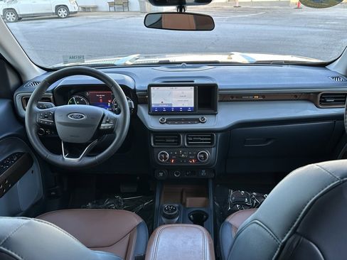 Used 2024 Ford Maverick Lariat image 25