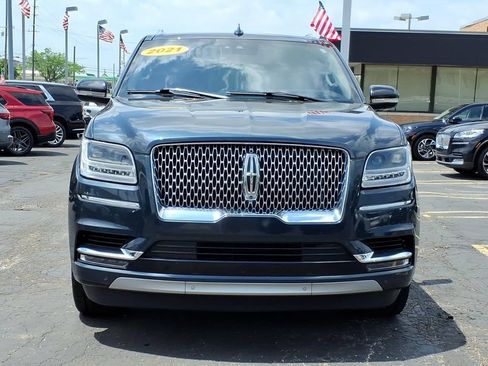 Used 2021 Lincoln Navigator Reserve w/ Luxury Package AWD/4WD image 2