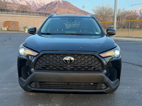 Used 2022 Toyota Corolla Cross LE w/ Moonroof Package image 17