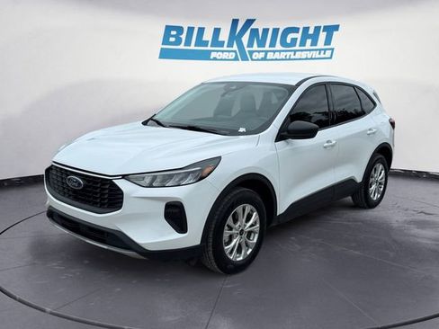 Used 2025 Ford Escape Active AWD/4WD image 1