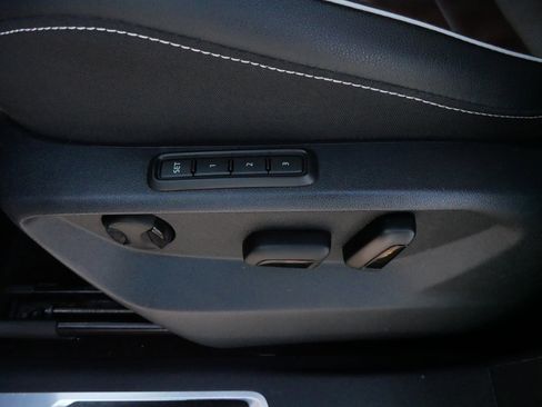 Used 2024 Volkswagen Tiguan SEL R-Line image 20