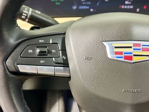 Used 2024 Cadillac XT4 Luxury image 18