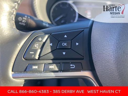 Certified 2025 Nissan Sentra SV w/ SV Premium Package image 27