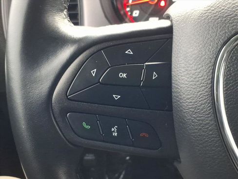 Used 2023 Dodge Charger SXT w/ Blacktop Package image 18