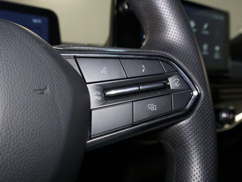 Used 2025 Honda Prologue EX image 21