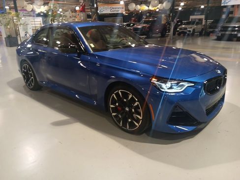 Used 2026 BMW M240i xDrive Coupe w/ Premium Package AWD/4WD image 4