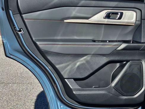 New 2026 Ford Explorer Active w/ Active Comfort Package image 34