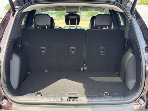 Used 2023 Ford Escape Platinum w/ Premium Technology Package image 6