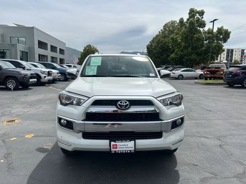 Certified 2017 Toyota 4Runner Limited AWD/4WD image 8