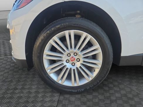 Used 2019 Jaguar F-PACE Portfolio AWD/4WD image 37