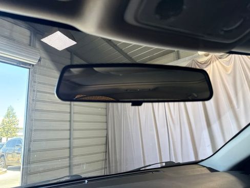 Used 2015 Toyota Corolla S FWD image 23