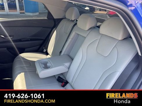 Used 2023 Hyundai Elantra Limited FWD image 31