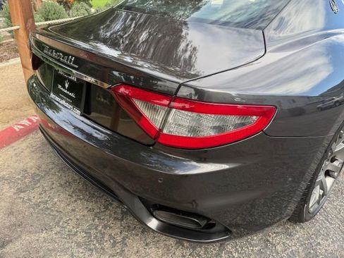 Used 2018 Maserati GranTurismo Sport RWD image 40