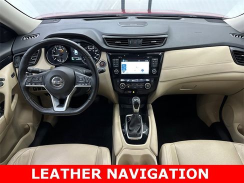 Used 2017 Nissan Rogue SL image 24