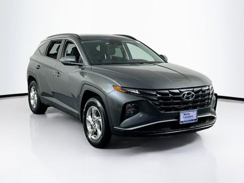 Used 2023 Hyundai Tucson SEL w/ Winter Package AWD/4WD image 3