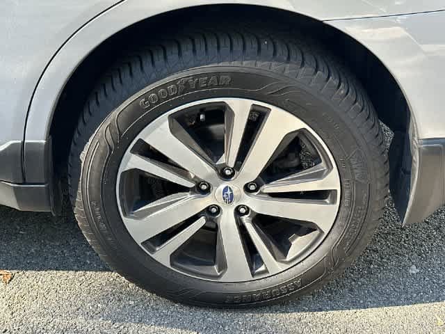 Used 2019 Subaru Outback 2.5i Limited w/ Popular Package #2 AWD/4WD image 5