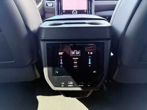 Used 2025 GMC Yukon XL AT4 Ultimate w/ LPO, Floor Liner Package AWD/4WD image 18