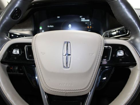 Used 2022 Lincoln Aviator Reserve w/ Elements Package Plus image 24