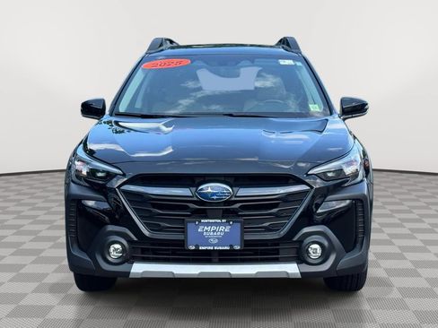 Used 2025 Subaru Outback Limited XT AWD/4WD image 3