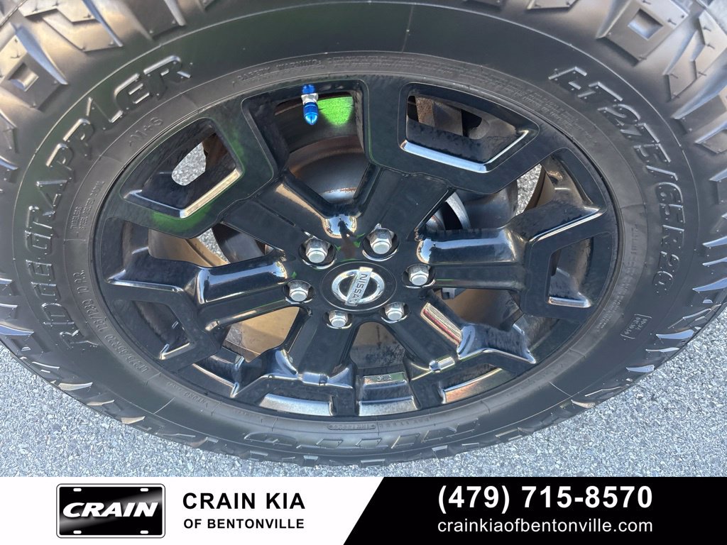 Used 2017 Nissan Titan PRO-4X w/ Pro-4x Convenience Package AWD/4WD image 7