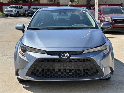 Used 2022 Toyota Corolla LE image 8