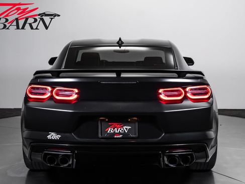 Used 2022 Chevrolet Camaro SS RWD image 4