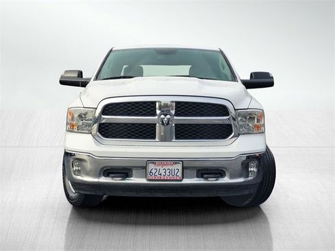 Used 2019 RAM 1500 Classic SLT image 2